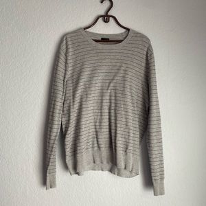 Grey striped sweater🙂